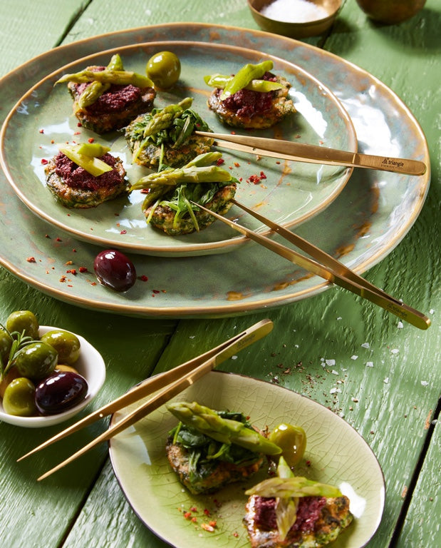 Triangle Keukenpincet recht - L 150mm - Goud - op kaart